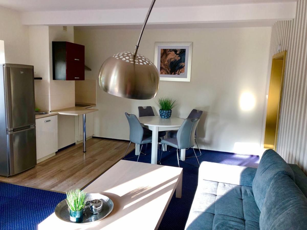 Las Slupski Premium Apartament Nr6 Wifi Netflix Smart Tv50 Two Bedrooms Two Extra Large Double Beds Up To 6 People Full Pleasure Quality Stay (Adults Only) Słupsk Exterior foto